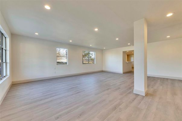 Empty room, Interior, Recessed Lighting, Wood Texture Flooring