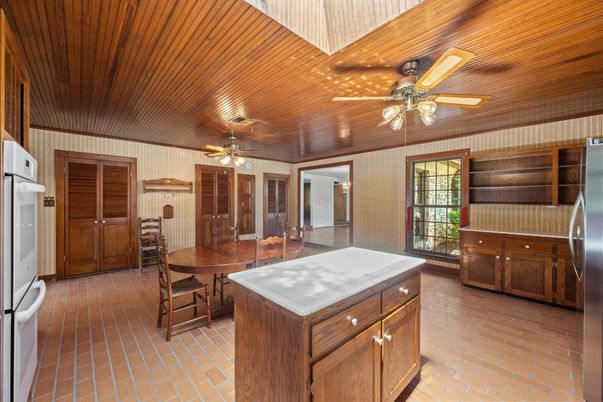 Dining room, Interior, Kitchen, Wooden Ceilings