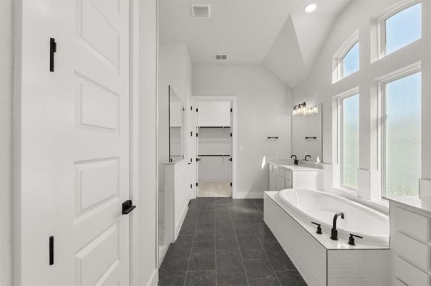 Bathroom, Dual Sink Vanities, Interior, Recessed Lighting