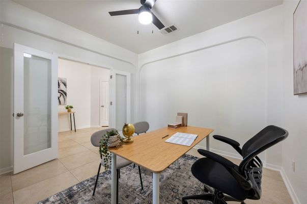Dining room, Interior