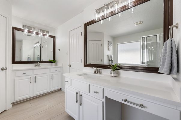Bathroom, Dual Sink Vanities, Interior, Wood Texture Flooring