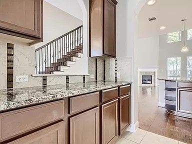 Fireplace, Interior, Kitchen, Pendant Lights, Recessed Lighting, Wood Texture Flooring