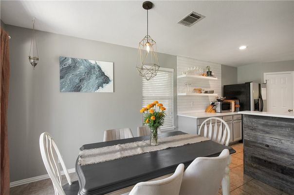 Dining room, Interior, Kitchen, Pendant Lights, Recessed Lighting