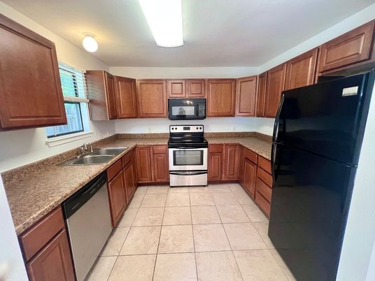 Interior, Kitchen, Stainless Steel Appliances