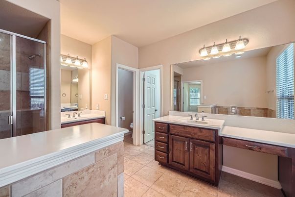 Bathroom, Dual Sink Vanities, Interior