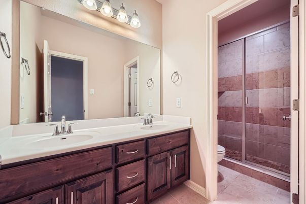 Bathroom, Dual Sink Vanities, Interior