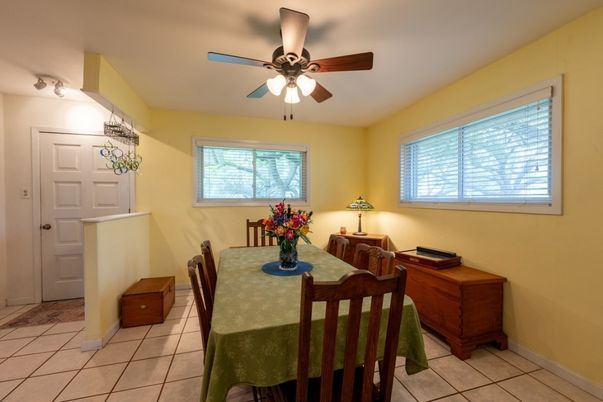 Dining room, Interior