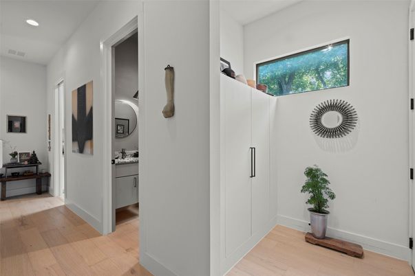 Interior, Recessed Lighting, Wood Texture Flooring