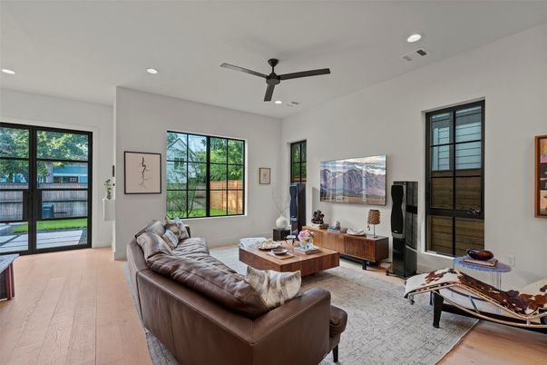 Dining room, Interior, Living room, Pendant Lights, Recessed Lighting, Wood Texture Flooring