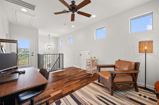 Home Office, Interior, Pendant Lights, Recessed Lighting, Wood Texture Flooring
