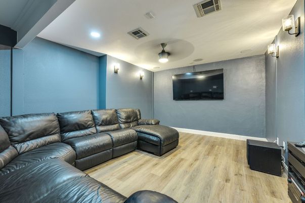 Interior, Living room, Recessed Lighting, Wood Texture Flooring