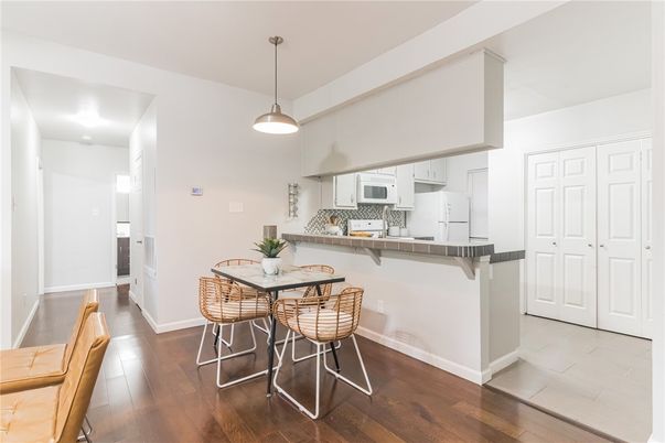 Dining room, Interior, Kitchen, Pendant Lights, Recessed Lighting, Wood Texture Flooring