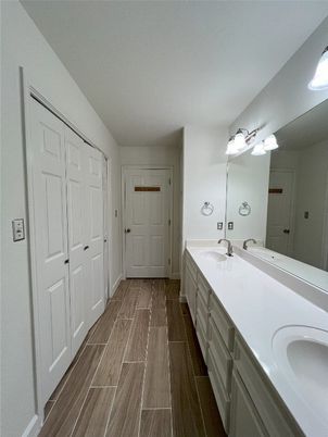 Bathroom, Dual Sink Vanities, Interior, Wood Texture Flooring