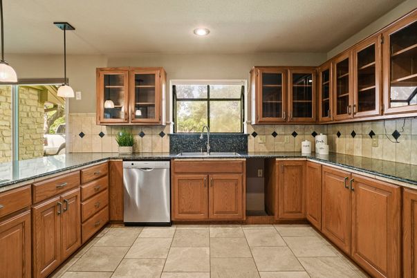 Interior, Kitchen, Pendant Lights, Recessed Lighting