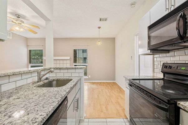 Interior, Kitchen, Pendant Lights, Wood Texture Flooring