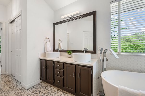 Bathroom, Dual Sink Vanities, Free Standing Baths, Interior