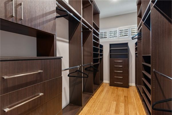 Interior, Walk-in Closets, Wood Texture Flooring