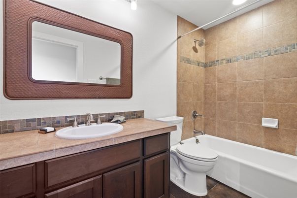 Bathroom, Interior, Recessed Lighting, Tile Countertops
