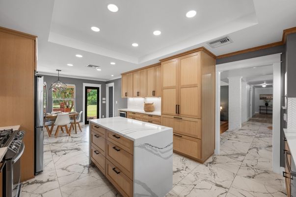 Dining room, Interior, Kitchen, Marble, Pendant Lights, Recessed Lighting