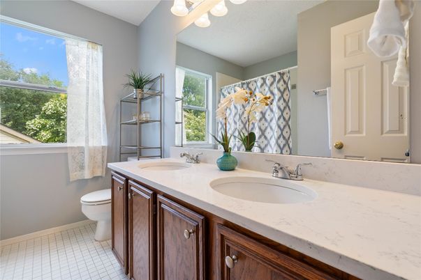 Bathroom, Dual Sink Vanities, Interior