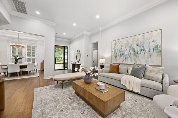Chandelier, Dining room, Interior, Living room, Recessed Lighting, Wood Texture Flooring