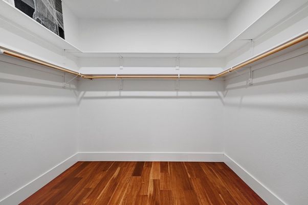 Interior, Walk-in Closets, Wood Texture Flooring