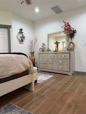 Bedroom, Interior, Recessed Lighting, Wood Texture Flooring