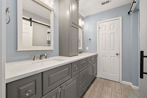 Bathroom, Dual Sink Vanities, Interior, Wood Texture Flooring