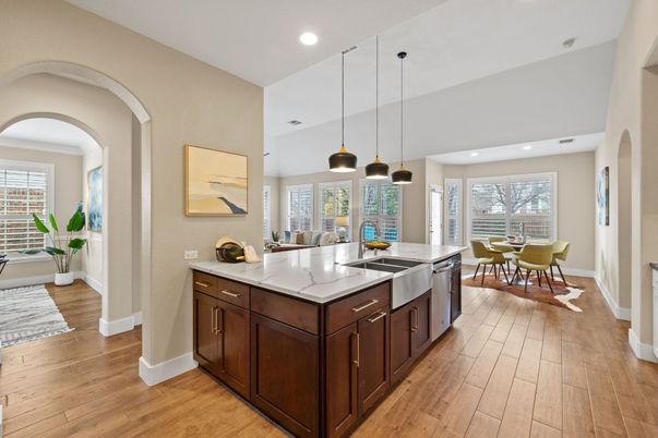 Dining room, Interior, Kitchen, Pendant Lights, Recessed Lighting, Wood Texture Flooring