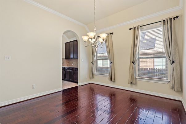 Chandelier, Empty room, Interior, Wood Texture Flooring