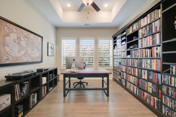 Home Office, Interior, Recessed Lighting, Wood Texture Flooring