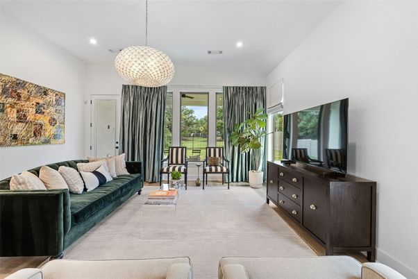 Interior, Living room, Pendant Lights, Recessed Lighting