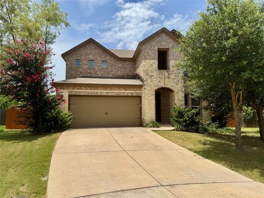 Attached, Exterior, Facade, Brick Traditional