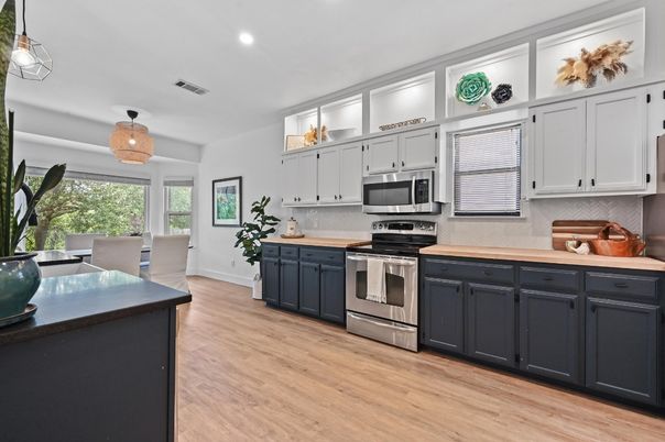Chandelier, Interior, Kitchen, Recessed Lighting, Stainless Steel Appliances, Wood Texture Flooring