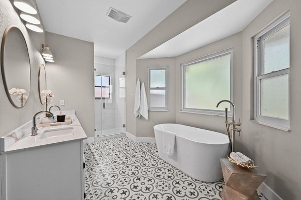 Bathroom, Dual Sink Vanities, Free Standing Baths, Glass Shower, Interior