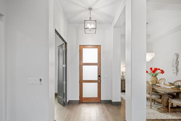 Chandelier, Dining room, Interior, Pendant Lights, Wood Texture Flooring