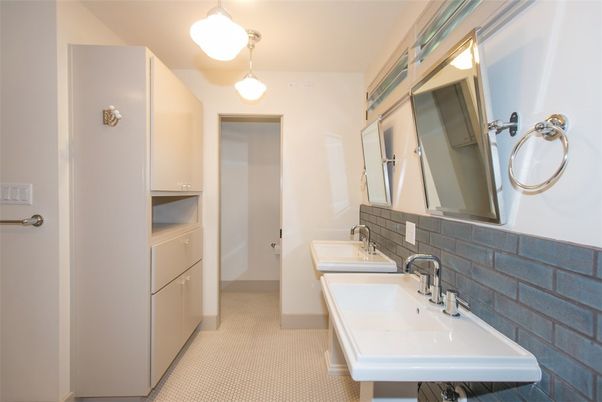 Bathroom, Dual Sink Vanities, Interior, Pendant Lights