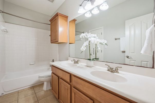 Bathroom, Dual Sink Vanities, Interior