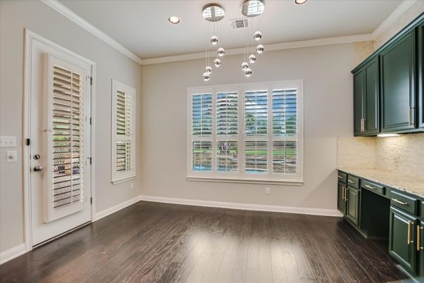 Empty room, Interior, Pendant Lights, Recessed Lighting, Wood Texture Flooring