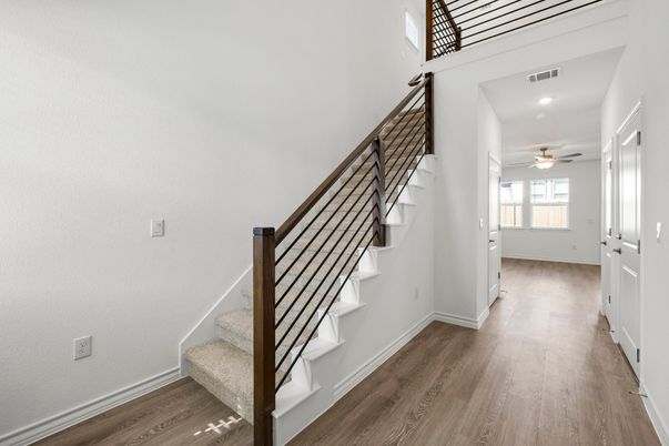 Interior, Recessed Lighting, Wood Texture Flooring