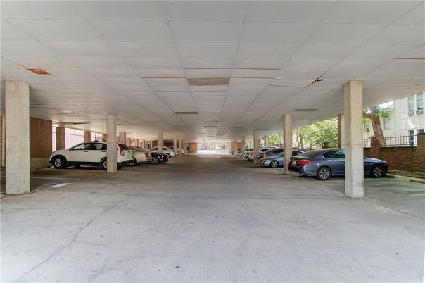 Garage, Interior