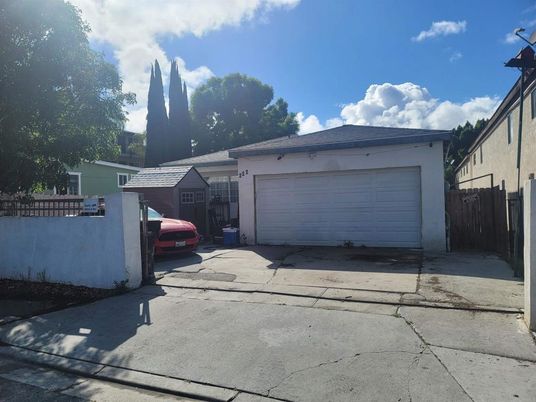 Detached Garage, Exterior