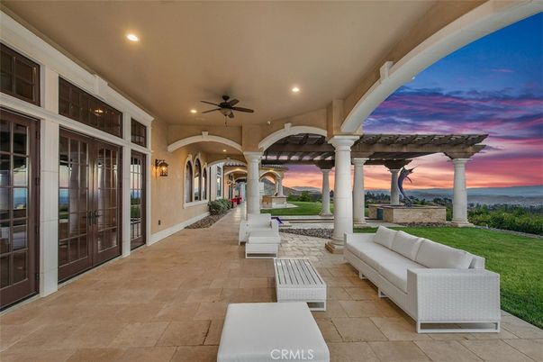 Exterior, Recessed Lighting