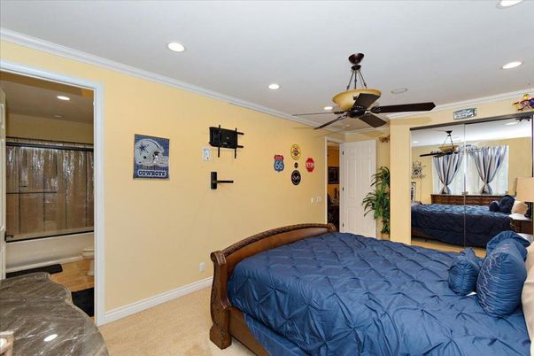 Bedroom, Interior, Recessed Lighting