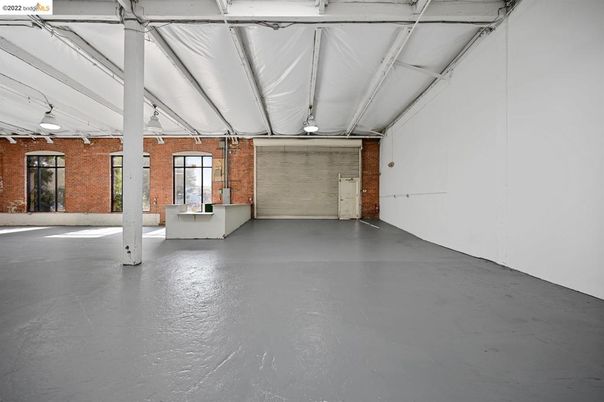 Garage, Interior, Stone Walls