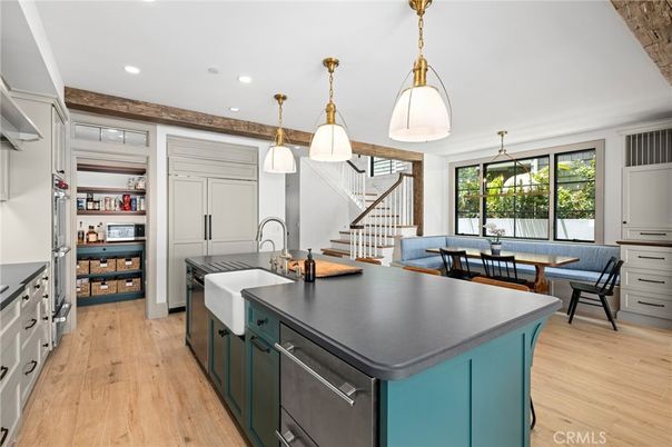Dining room, Interior, Kitchen, Pendant Lights, Recessed Lighting, Wood Texture Flooring
