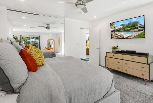 Bedroom, Interior, Recessed Lighting
