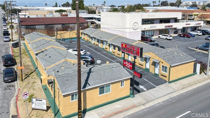 Exterior, Drone