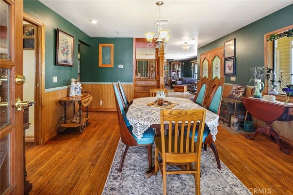 Chandelier, Dining room, Interior, Recessed Lighting, Wood Texture Flooring