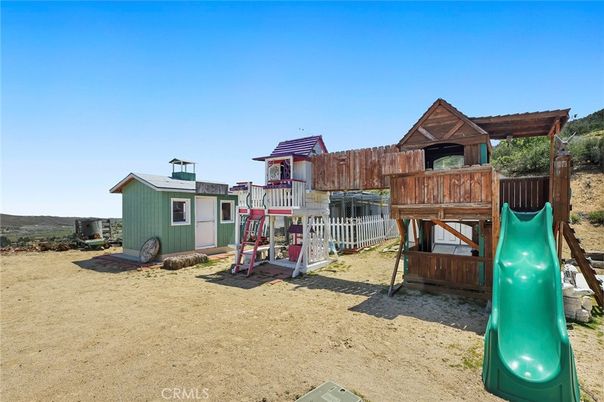 Backyard, Exterior, Playground